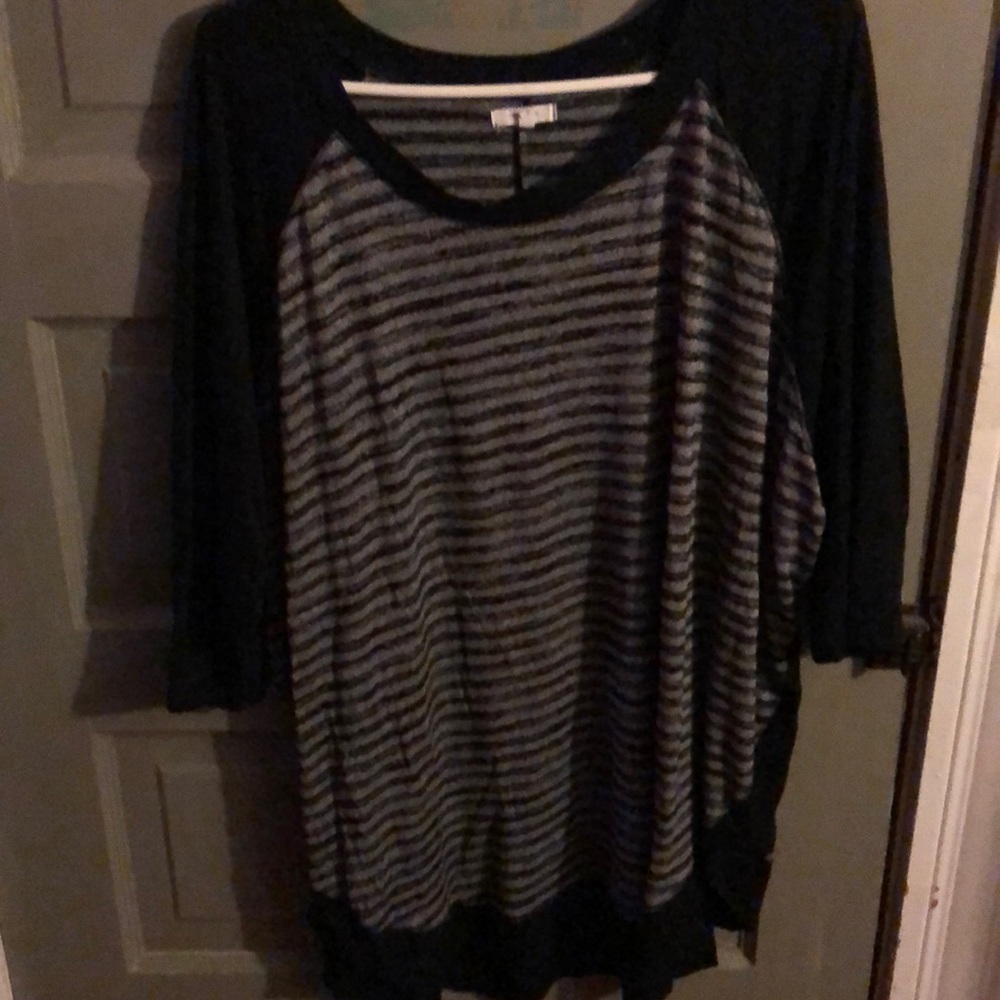 Maurices shirt